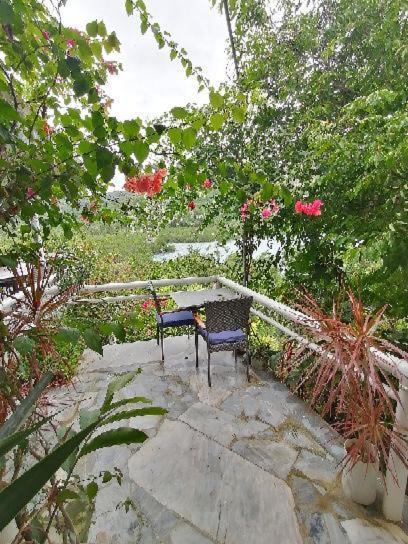 Отель Lonos Circle Terrace View Romblon Экстерьер фото